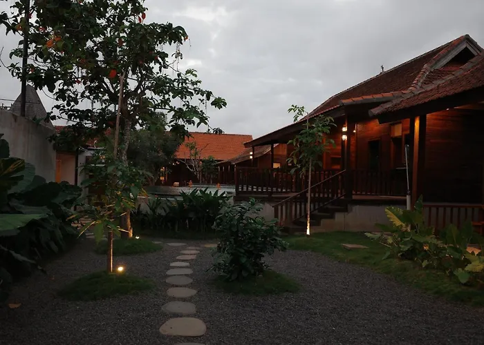 Hotel The Riang